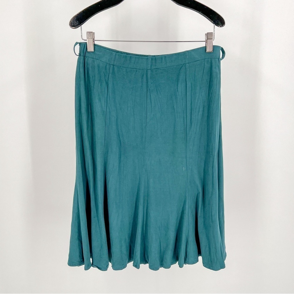 un temps pour elle green knee length skirt